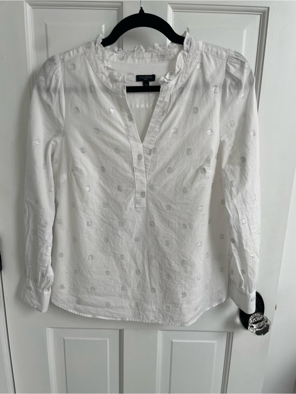 Talbots White Ruffle-Neck Popover with Silver Metallic Dot Embroidery